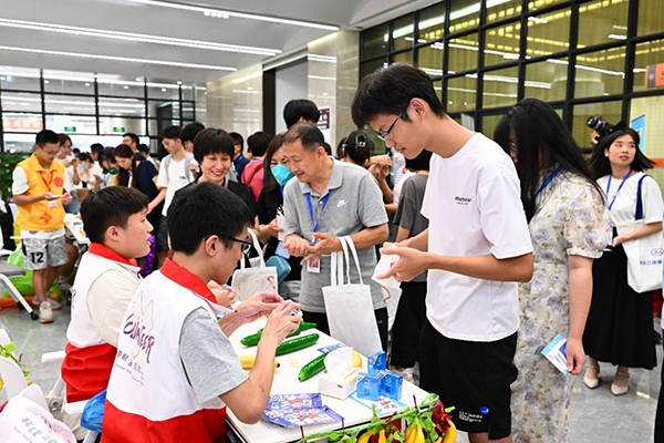 半岛体育助力大学生抗艾防艾宣传教育项目再起航